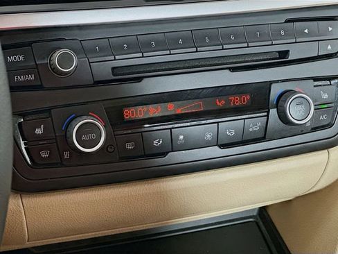 Used 2013 BMW 320i xDrive Sedan image 19