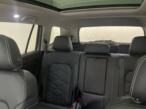 New 2026 Volkswagen Atlas SE image 27