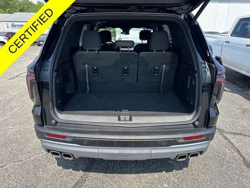 Used 2025 Chevrolet Traverse LT w/ LPO, Floor Liner Package FWD image 21