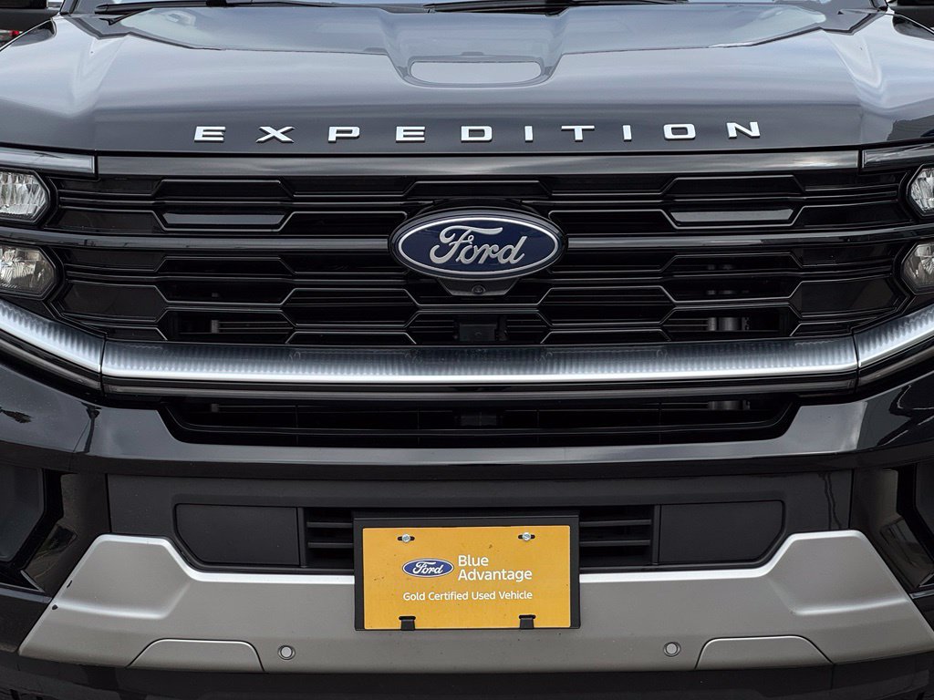 Used 2025 Ford Expedition Platinum AWD/4WD image 47