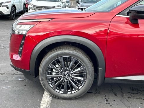 New 2026 Nissan Pathfinder SL AWD/4WD image 7