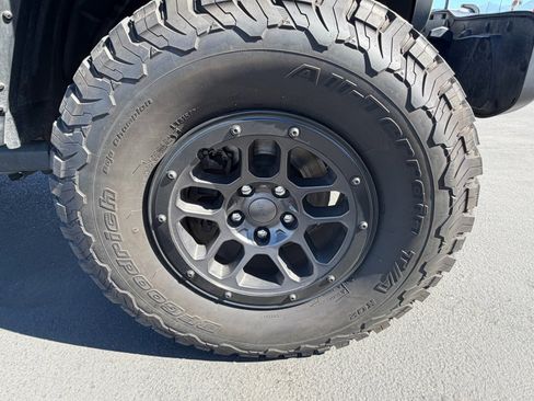 Used 2023 Jeep Wrangler Unlimited Sport image 25