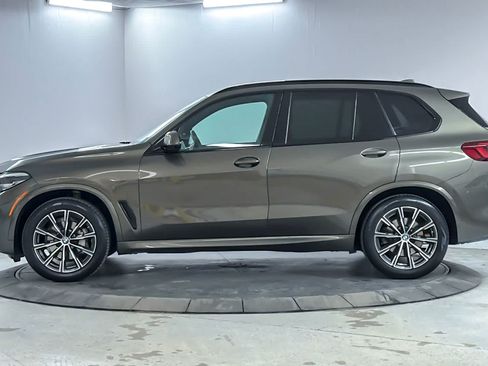 Used 2023 BMW X5 xDrive40i w/ M Sport Package AWD/4WD image 5