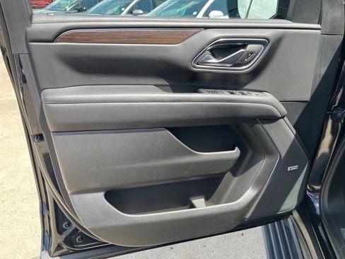 Certified 2024 Chevrolet Tahoe High Country AWD/4WD image 22