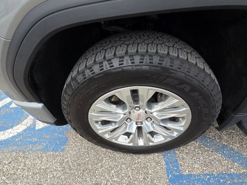 Used 2023 GMC Sierra 1500 Denali w/ Technology Package image 10