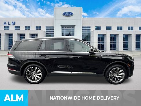 Used 2025 Lincoln Aviator Reserve image 4