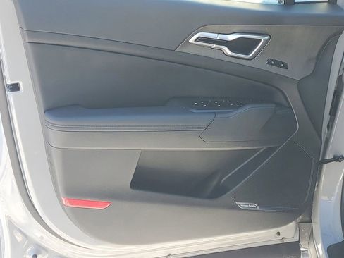 Certified 2026 Kia Sportage X-Line w/ X-Line Technology Package image 9