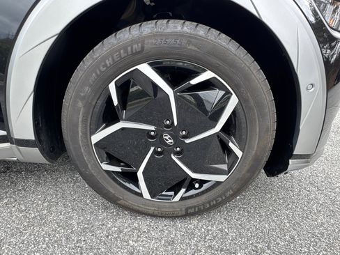 Certified 2023 Hyundai Ioniq 5 Limited w/ Cargo Package image 12