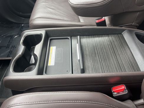 Used 2018 Honda Odyssey Elite image 36