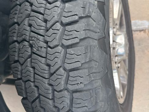Used 2024 RAM 3500 Big Horn AWD/4WD image 3