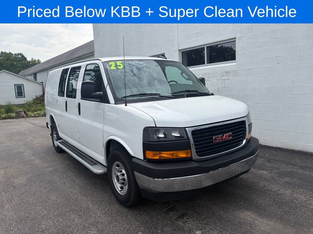 Used 2025 GMC Savana 2500 w/ Driver Convenience Package RWD image 2