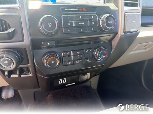 Used 2017 Ford F150 XLT w/ Equipment Group 301A Mid RWD image 24