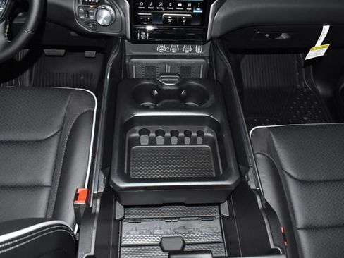 Used 2025 RAM 1500 Laramie image 22