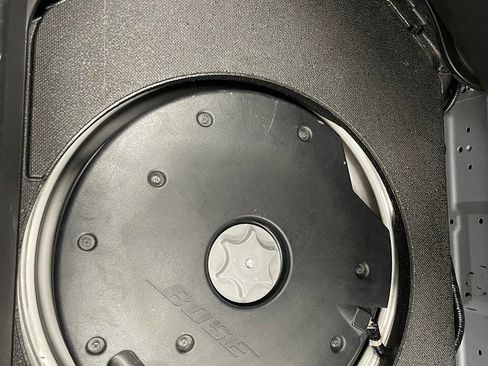 Used 2009 Nissan 370Z Touring w/ Sport Pkg RWD image 24