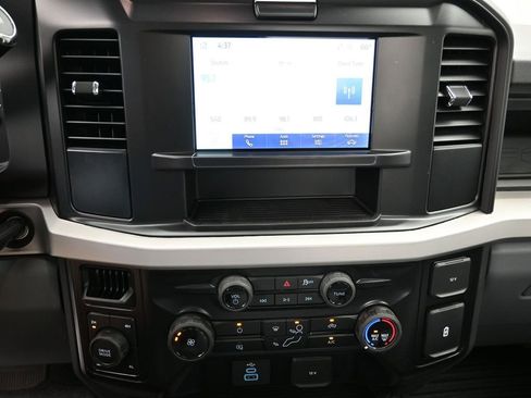 New 2026 Ford F250 XL w/ XL Chrome Package image 17