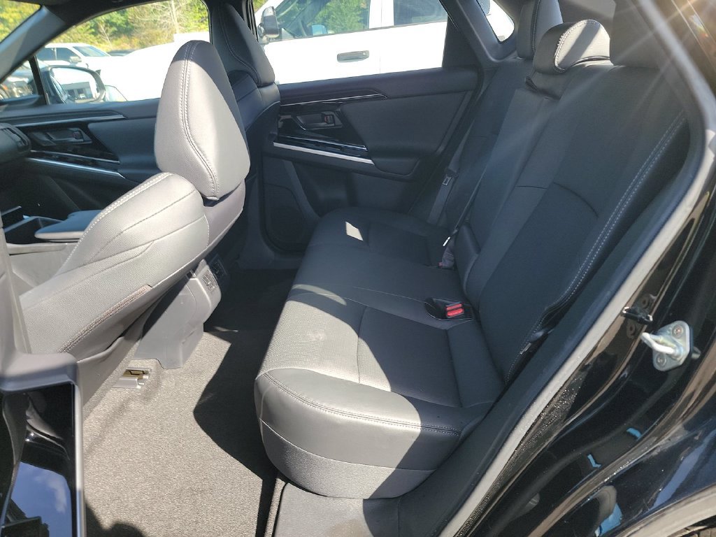 Used 2024 Subaru Solterra AWD/4WD image 7