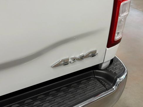 Used 2022 RAM 2500 Big Horn AWD/4WD image 8