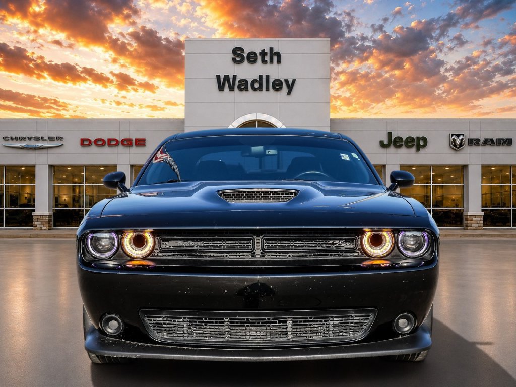 Used 2023 Dodge Challenger R/T w/ Blacktop Package RWD image 2