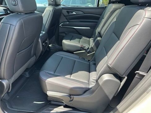 Used 2026 Chevrolet Traverse Z71 w/ Driver Confidence Package AWD/4WD image 15