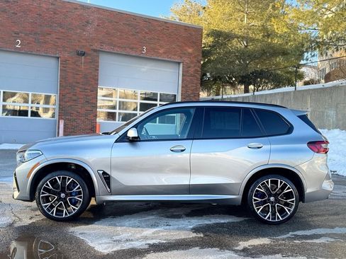 Used 2022 BMW X5 M Base w/ Executive Package image 3