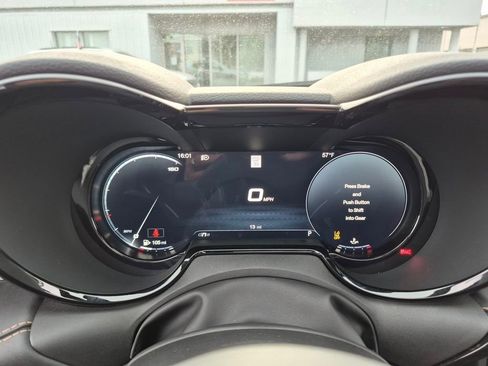 New 2025 Alfa Romeo Tonale w/ Premium Package image 21