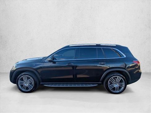 Used 2022 Mercedes-Benz GLS 450 4MATIC image 9