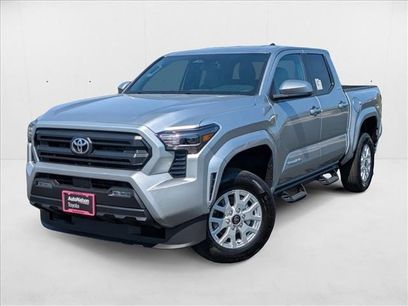 New 2025 Toyota Tacoma SR5