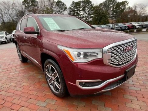 Used 2018 GMC Acadia Denali w/ Technology Package image 3