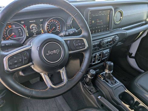 Used 2023 Jeep Wrangler Altitude image 13