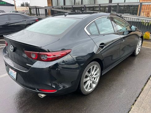 Used 2021 MAZDA MAZDA3 s image 4