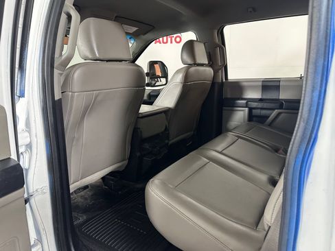 Used 2019 Ford F250 4x4 Crew Cab Super Duty image 17