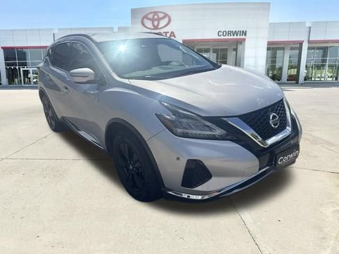 Used 2020 Nissan Murano SV FWD image 2