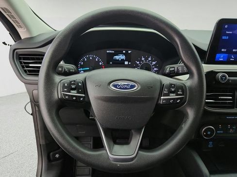 Used 2022 Ford Escape SE FWD image 13