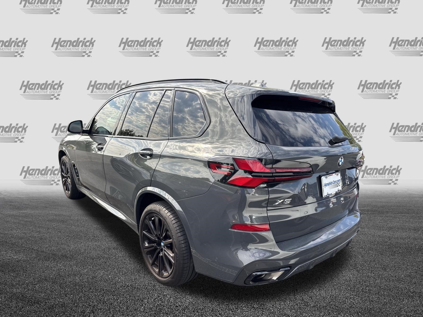 Certified 2024 BMW X5 xDrive40i w/ Executive Package AWD/4WD image 9