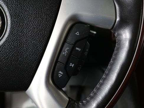 Used 2010 Cadillac Escalade Luxury AWD/4WD image 35