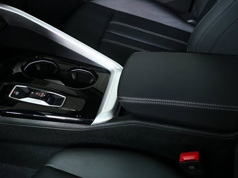 Certified 2025 Audi Q5 Premium w/ Convenience Package image 17