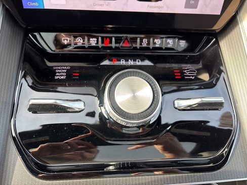 New 2026 Jeep Grand Wagoneer Summit AWD/4WD image 5
