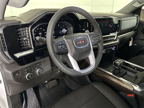 New 2026 GMC Sierra 1500 Elevation image 10