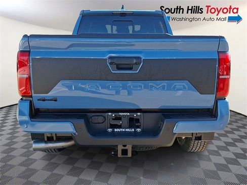 New 2026 Toyota Tacoma TRD Off-Road image 5