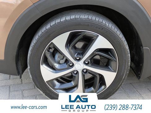 Used 2016 Hyundai Tucson Limited image 9