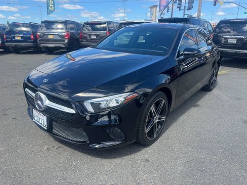 Used 2019 Mercedes-Benz A 220 image 5