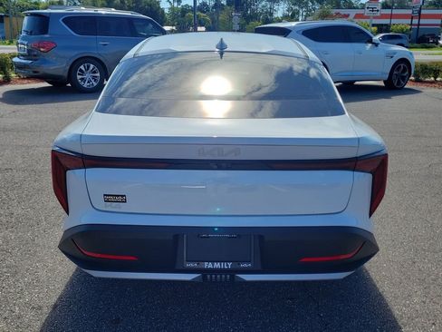 New 2026 Kia K4 FWD image 5