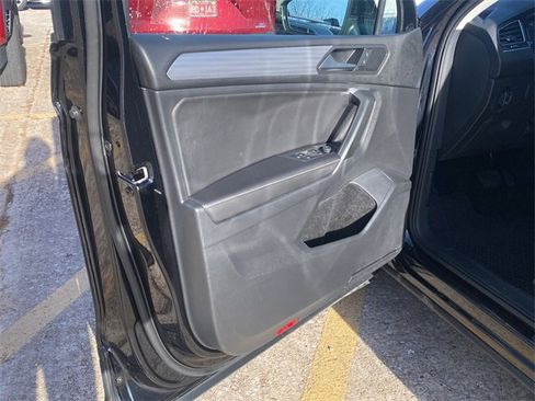 Used 2024 Volkswagen Tiguan S image 18