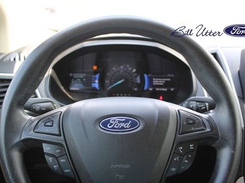 Used 2022 Ford Edge SE w/ Black Appearance Package AWD/4WD image 23