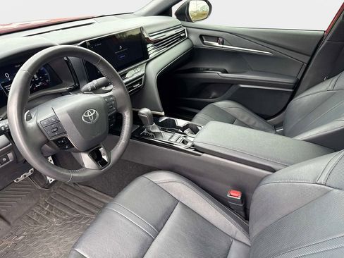 Used 2025 Toyota Camry XSE image 19