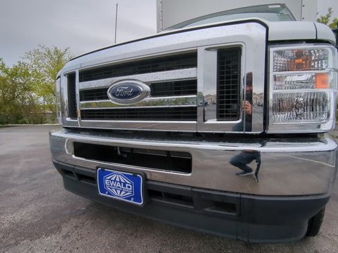 New 2024 Ford E-450 and Econoline 450 Super Duty w/ Power Windows & Locks Group image 10
