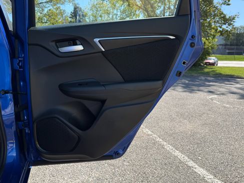 Used 2016 Honda Fit EX image 18