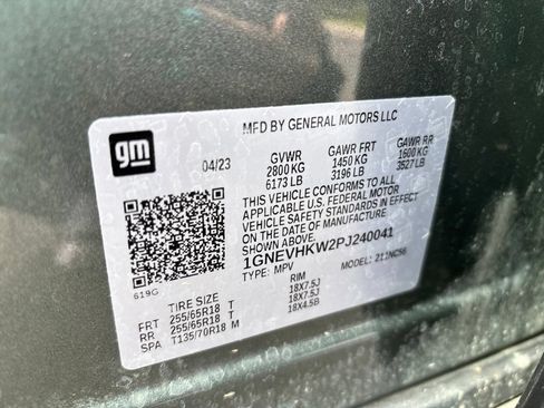 Used 2023 Chevrolet Traverse LT AWD/4WD image 10