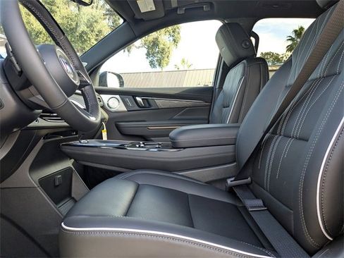 New 2026 Buick Enclave Avenir w/ Super Cruise Package image 23