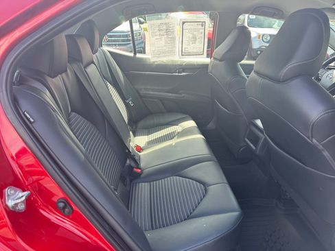 Used 2021 Toyota Camry SE FWD image 33